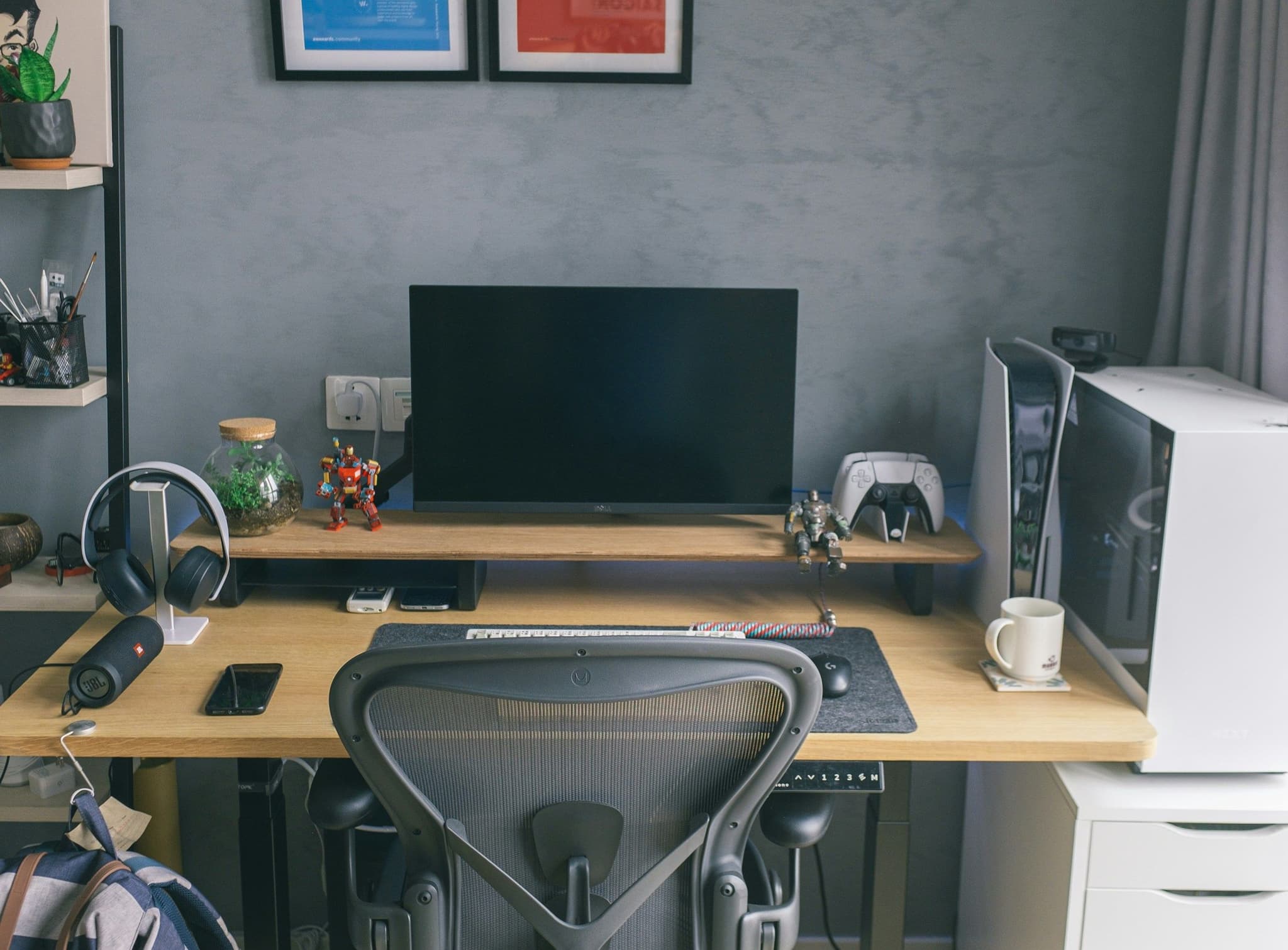 Desk with a computer and a printer